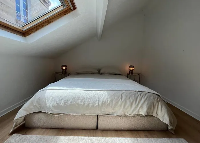 Duplex Renove Au Calme Et Caen