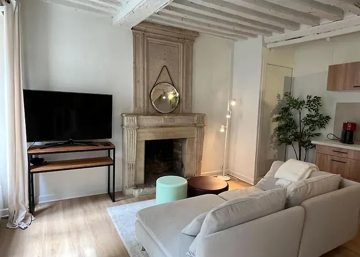 Duplex Renove Au Calme Et Caen